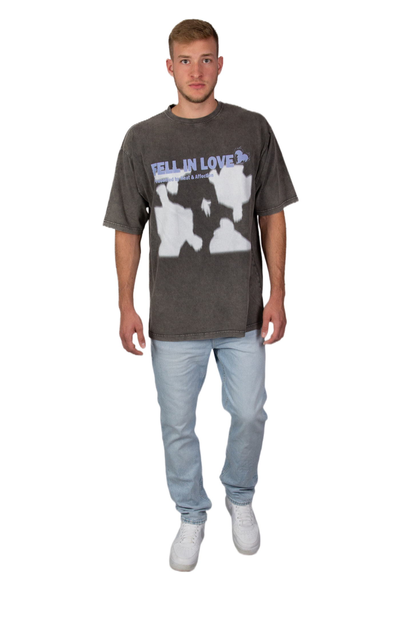FELL IN LOVE TEE