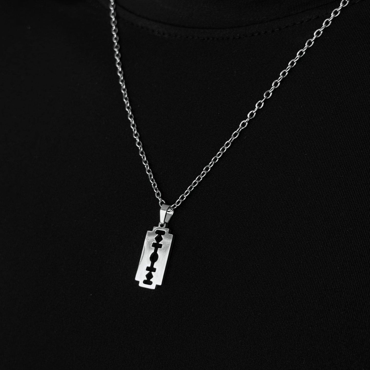 Razorblade Chain